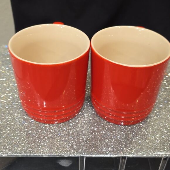 Le Creuset Ceramic Cappacino Mug Set- Carmin - Picture 7 of 7